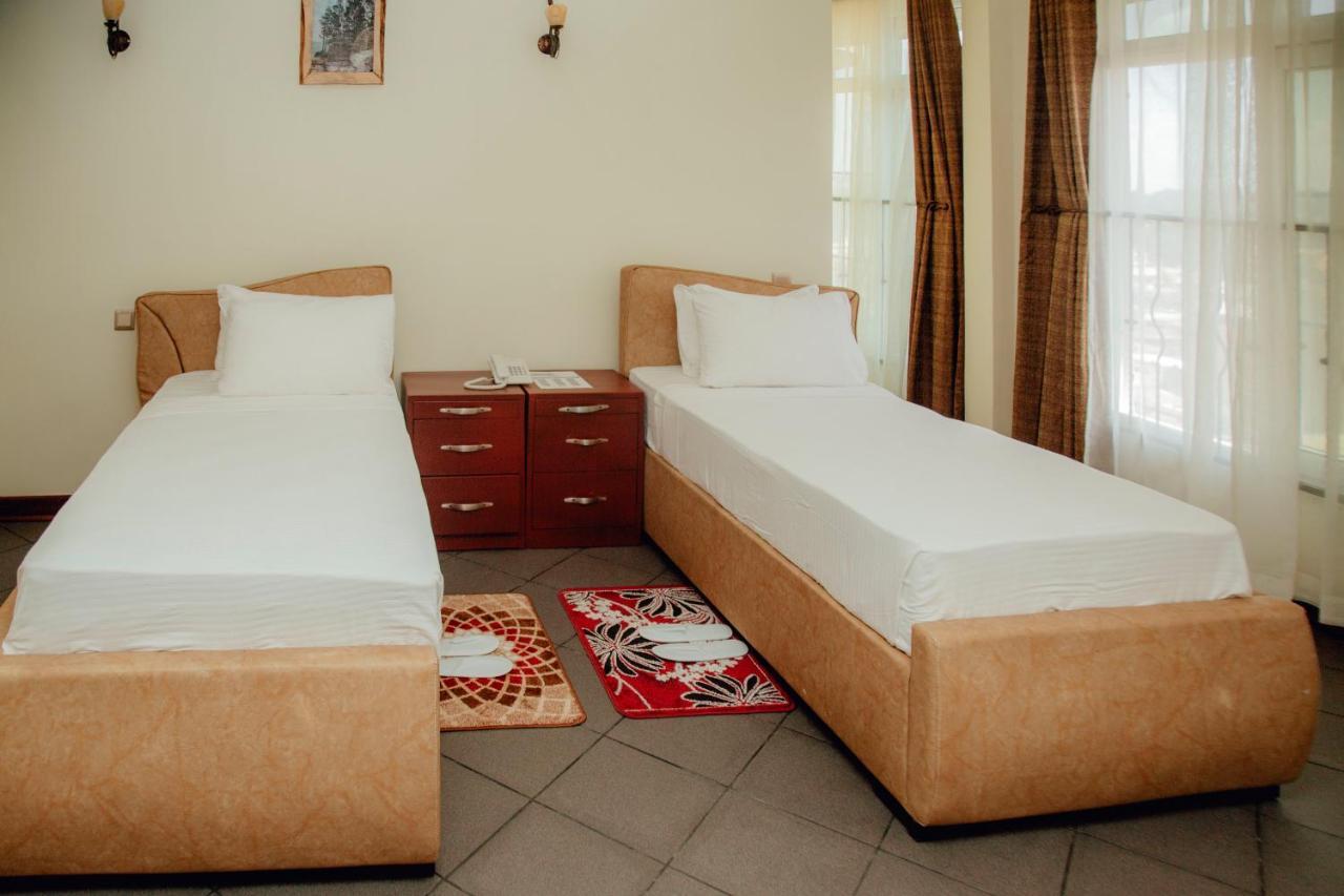 Seven Skies Hotel Arusha Eksteriør bilde