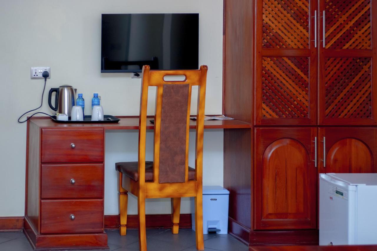 Seven Skies Hotel Arusha Eksteriør bilde