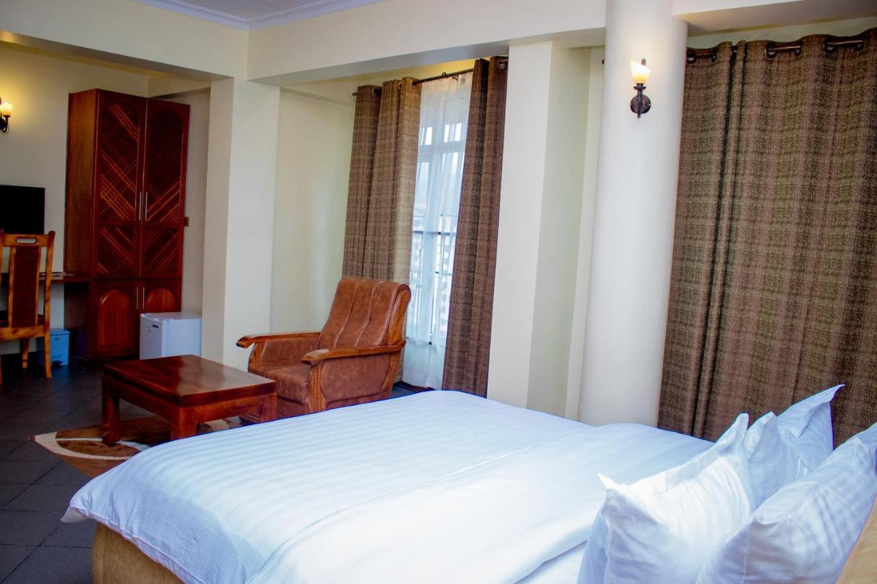 Seven Skies Hotel Arusha Eksteriør bilde